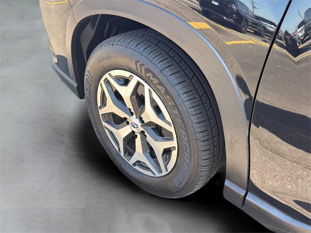 Photo of 2023 Crystal Black Silica Subaru Forester