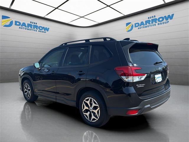 Photo of 2023 Crystal Black Silica Subaru Forester