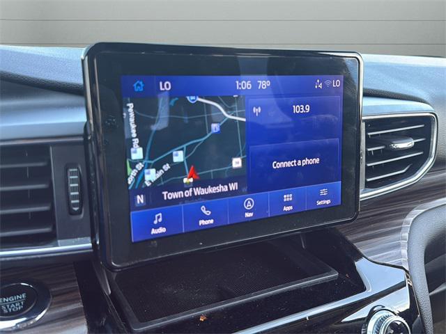 Photo of 2022 Agate Black Metallic Ford Explorer