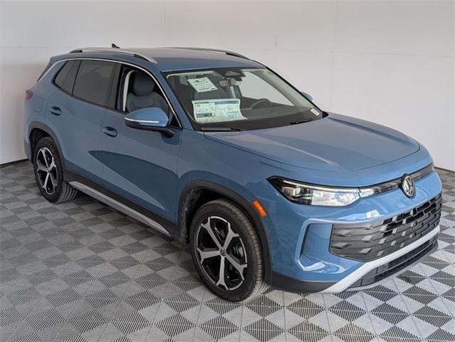 Photo of 2025 Monterey Blue Pearl Volkswagen Tiguan