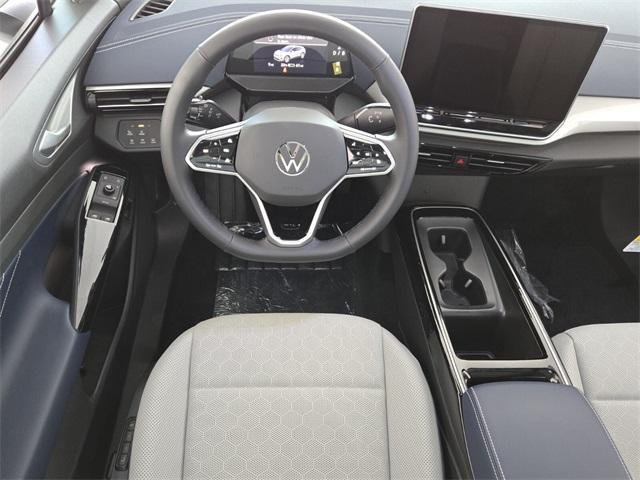 Photo of 2025 Opal White Pearl Effect Volkswagen ID.4