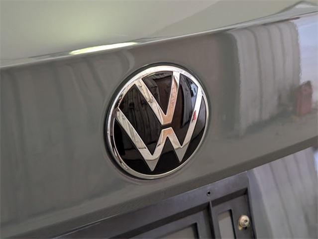 Photo of 2022 Pure Gray Volkswagen Taos