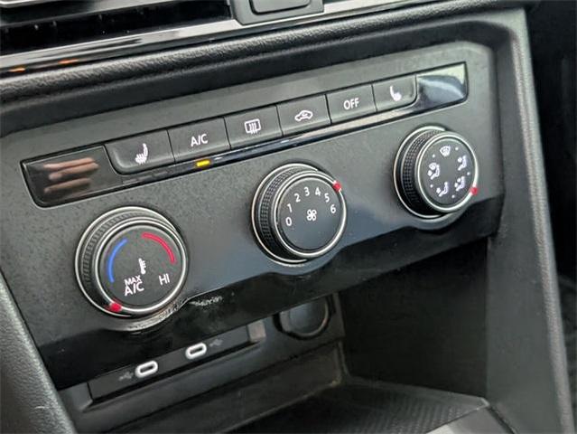 Photo of 2022 Pure Gray Volkswagen Taos