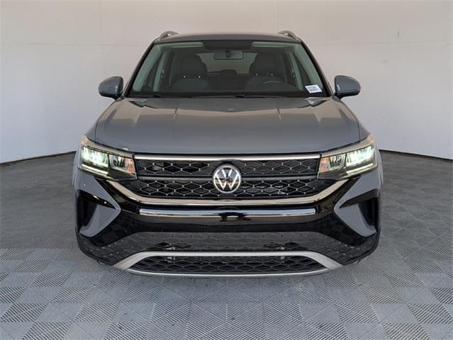 Photo of 2022 Pure Gray Volkswagen Taos