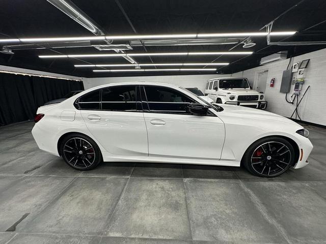 Photo of 2023 Alpine White BMW M340