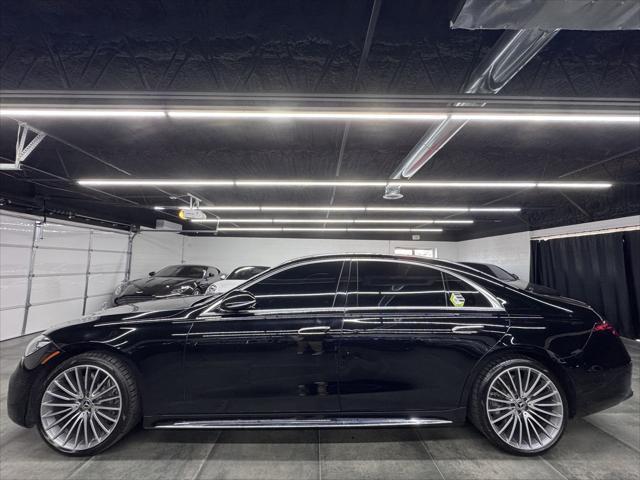 Photo of 2023 Black Mercedes-Benz S-Class