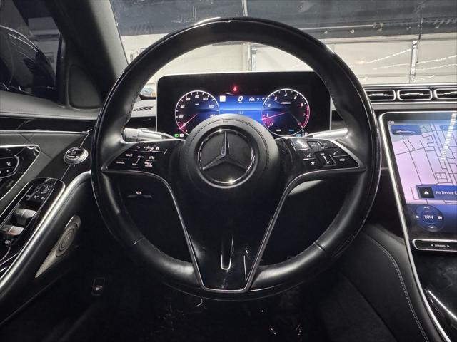 Photo of 2023 Black Mercedes-Benz S-Class