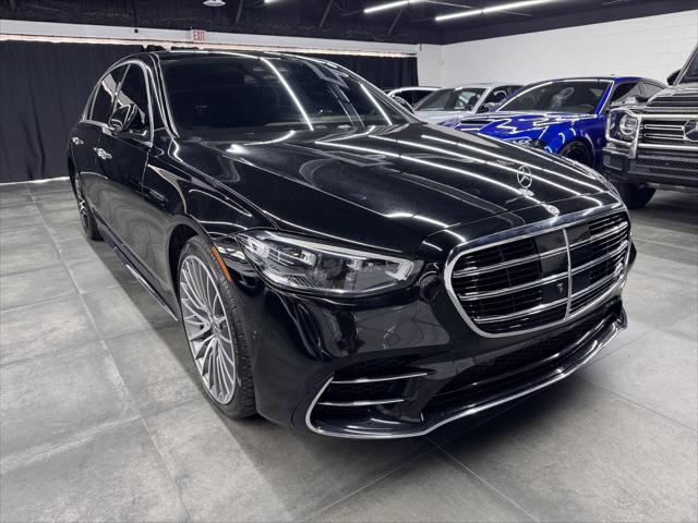 Photo of 2023 Black Mercedes-Benz S-Class
