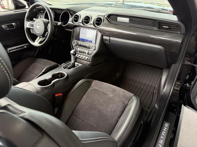 Photo of 2021 Shadow Black Ford Mustang