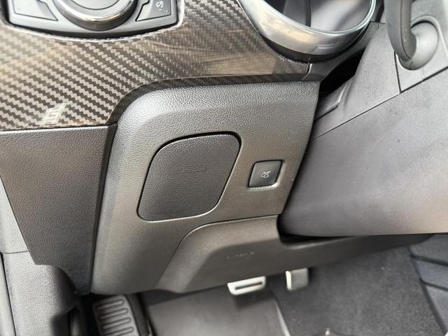 Photo of 2021 Shadow Black Ford Mustang