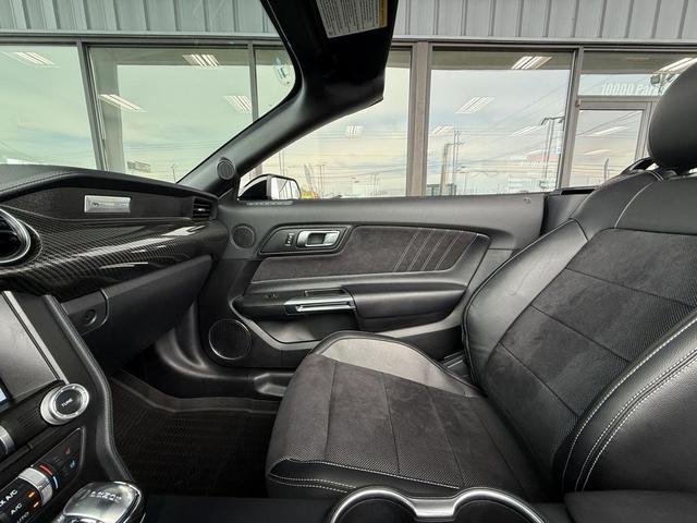 Photo of 2021 Shadow Black Ford Mustang
