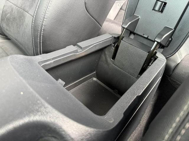Photo of 2021 Shadow Black Ford Mustang