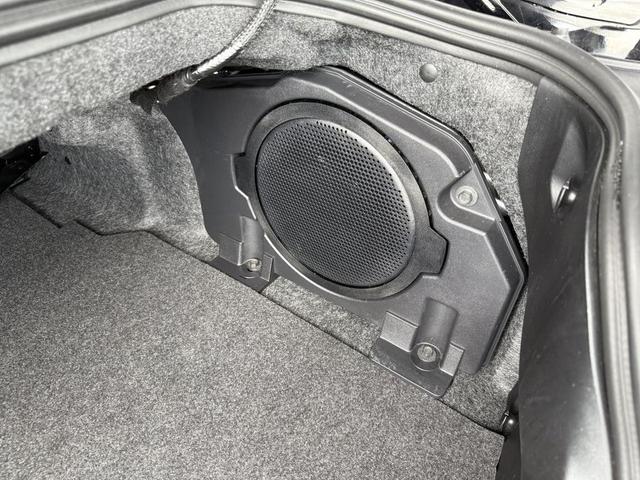Photo of 2021 Shadow Black Ford Mustang