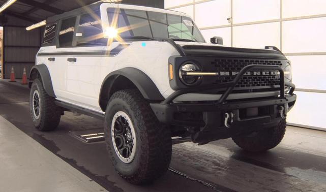 Photo of 2022 Oxford White Ford Bronco