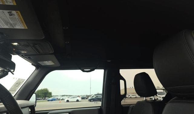 Photo of 2022 Oxford White Ford Bronco