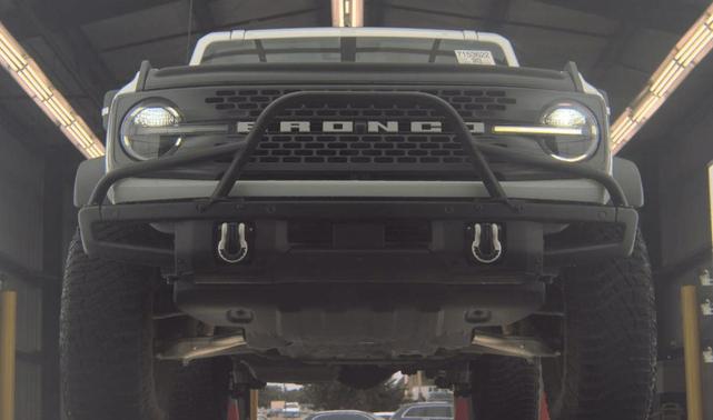 Photo of 2022 Oxford White Ford Bronco