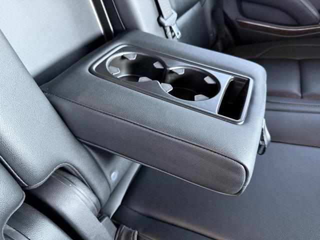 Photo of 2019 Silver Ice Metallic Chevrolet Tahoe