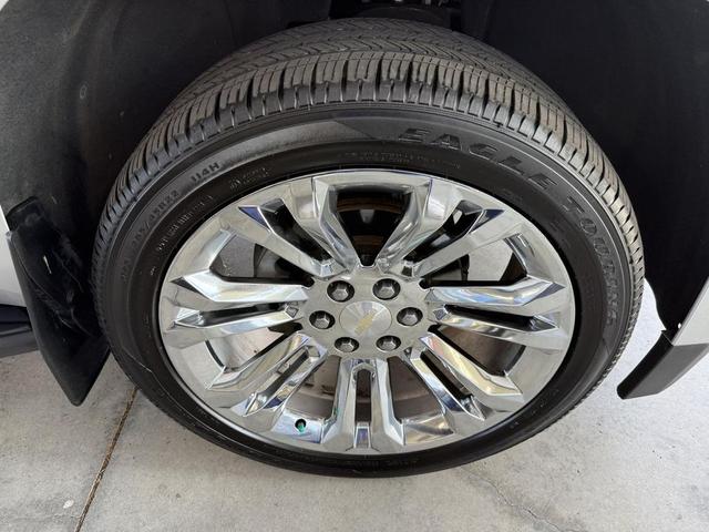 Photo of 2019 Silver Ice Metallic Chevrolet Tahoe