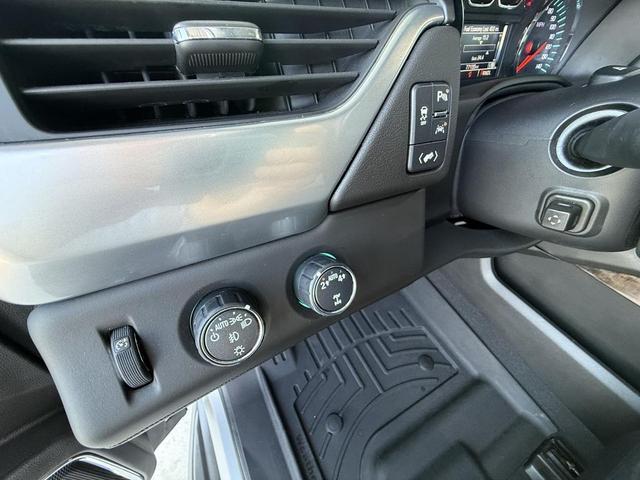 Photo of 2019 Silver Ice Metallic Chevrolet Tahoe