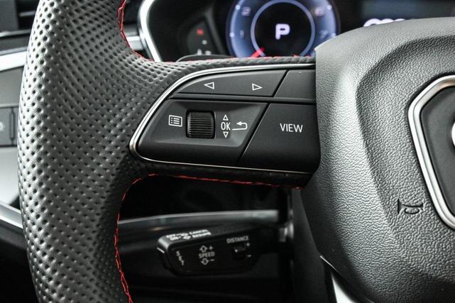 Photo of 2025 Daytona Gray Pearl Effect Audi Q3