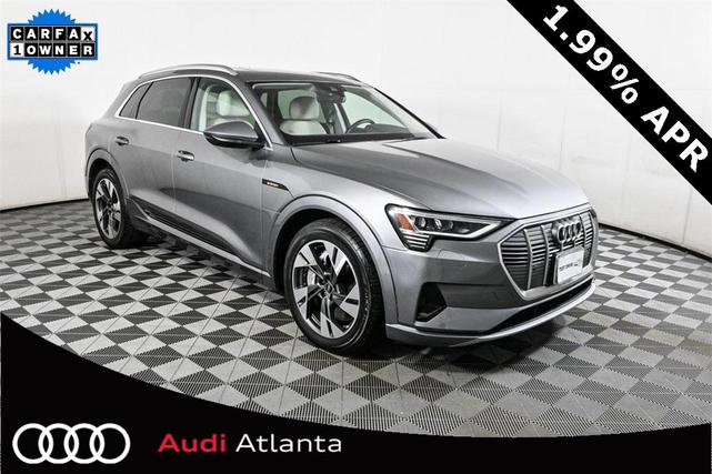 Photo of 2023 Gray Metallic Audi e-tron