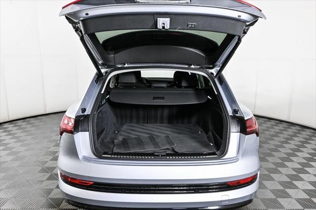Photo of 2022 Silver Metallic Audi e-tron
