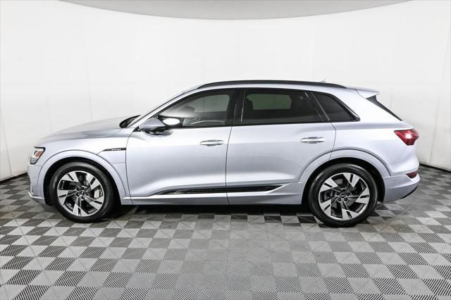 Photo of 2022 Silver Metallic Audi e-tron