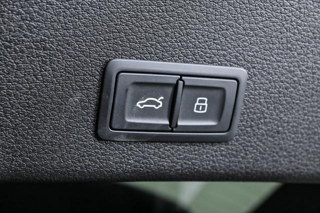Photo of 2022 Silver Metallic Audi e-tron