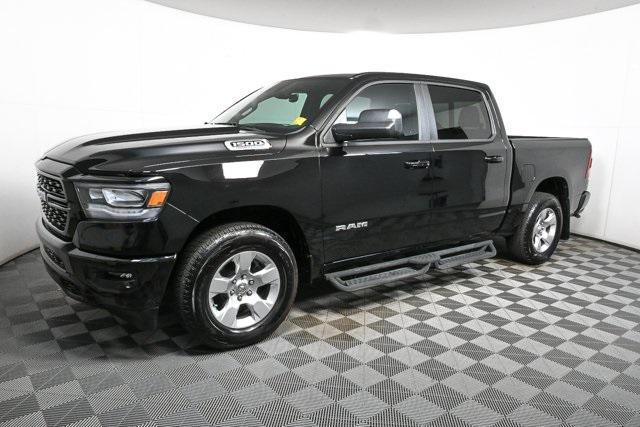 Photo of 2024 Diamond Black Crystal Pearlcoat RAM 1500