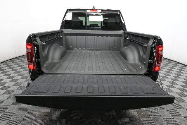 Photo of 2024 Diamond Black Crystal Pearlcoat RAM 1500