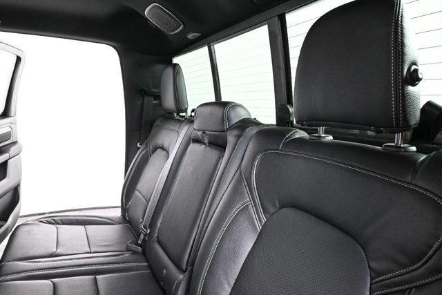 Photo of 2024 Diamond Black Crystal Pearlcoat RAM 1500