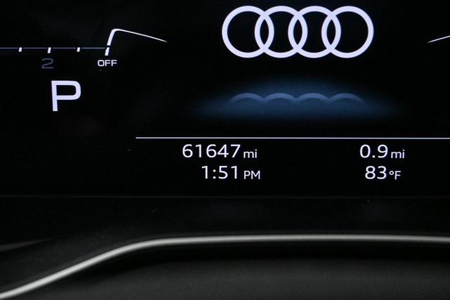 Photo of 2021 Florett Silver Metallic Audi Q5