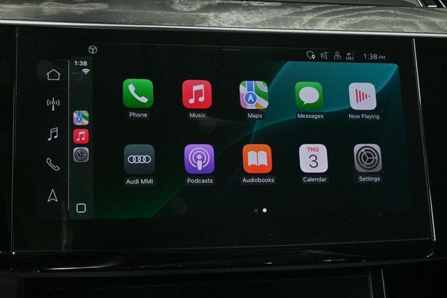 Photo of 2022 Black Metallic Audi e-tron Sportback