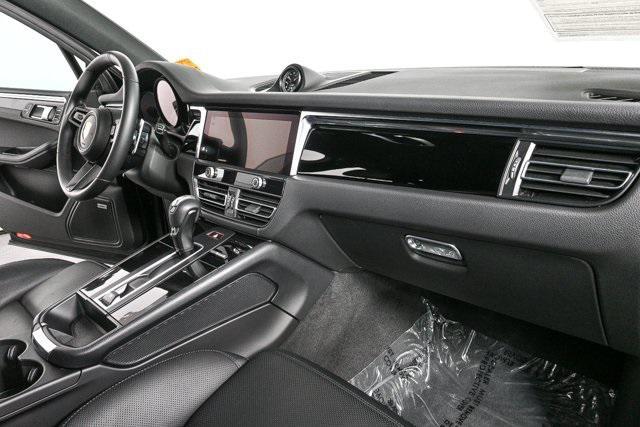 Photo of 2023 Black Porsche Macan