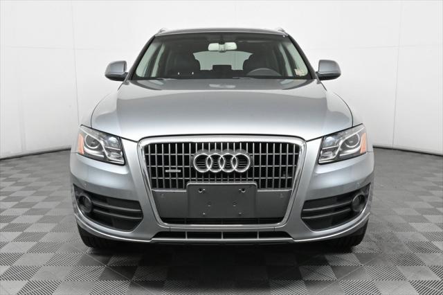 Photo of 2012 Monsoon Gray Metallic Audi Q5