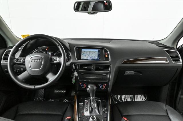 Photo of 2012 Monsoon Gray Metallic Audi Q5
