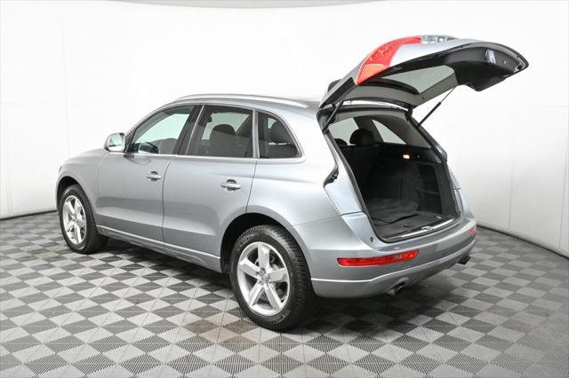 Photo of 2012 Monsoon Gray Metallic Audi Q5
