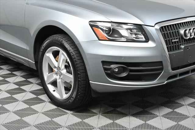 Photo of 2012 Monsoon Gray Metallic Audi Q5