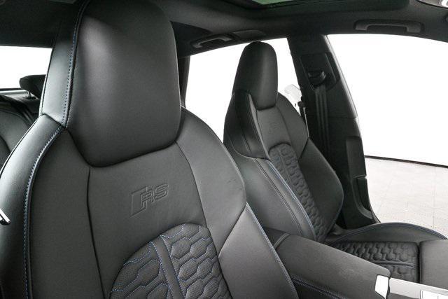 Photo of 2025 Gray Audi RS 7