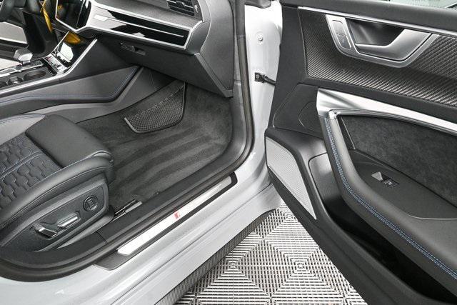 Photo of 2025 Gray Audi RS 7