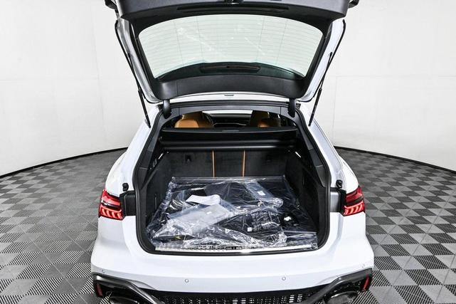 Photo of 2025 Glacier White Metallic Audi RS 6 Avant