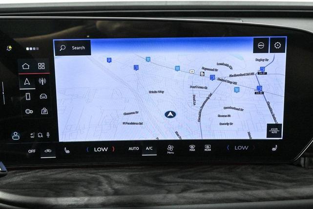 Photo of 2025 Glacier White Metallic Audi Q5