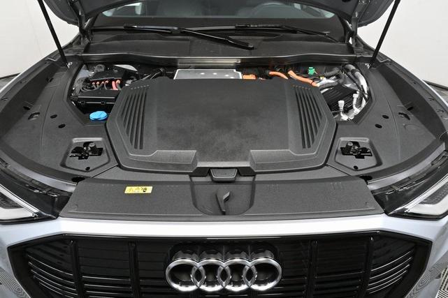 Photo of 2023 Florett Silver Metallic Audi e-tron