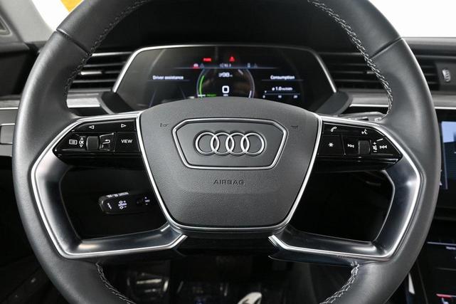 Photo of 2023 Florett Silver Metallic Audi e-tron