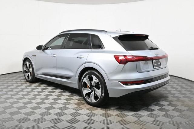 Photo of 2023 Florett Silver Metallic Audi e-tron