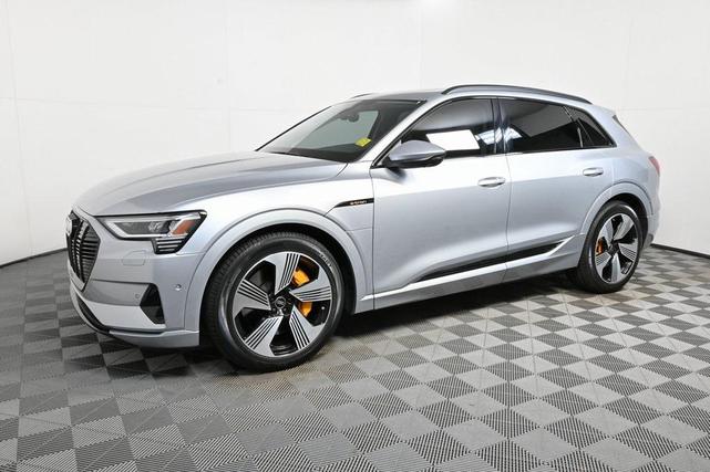 Photo of 2023 Florett Silver Metallic Audi e-tron
