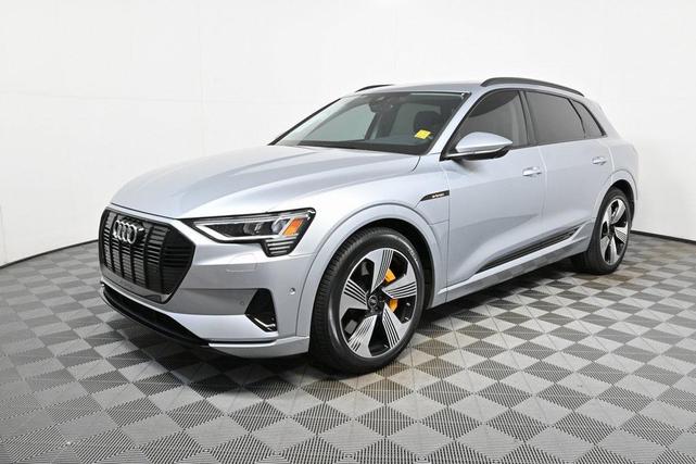 Photo of 2023 Florett Silver Metallic Audi e-tron