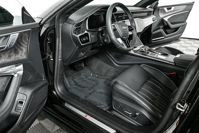 Photo of 2025 Black Metallic Audi A7