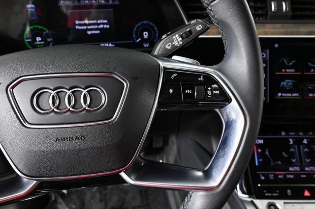 Photo of 2022 Glacier White Audi e-tron