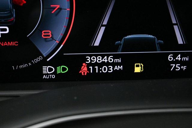 Photo of 2023 Glacier White Metallic Audi Q7